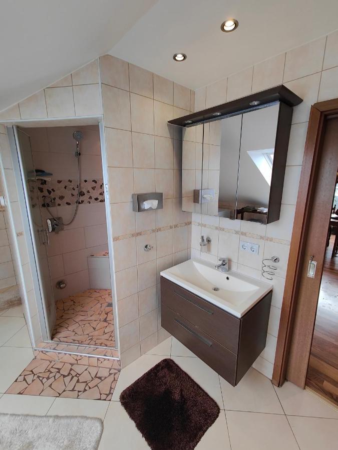 Komfort Ferienwohnung Biene Saarbruecken Luaran gambar